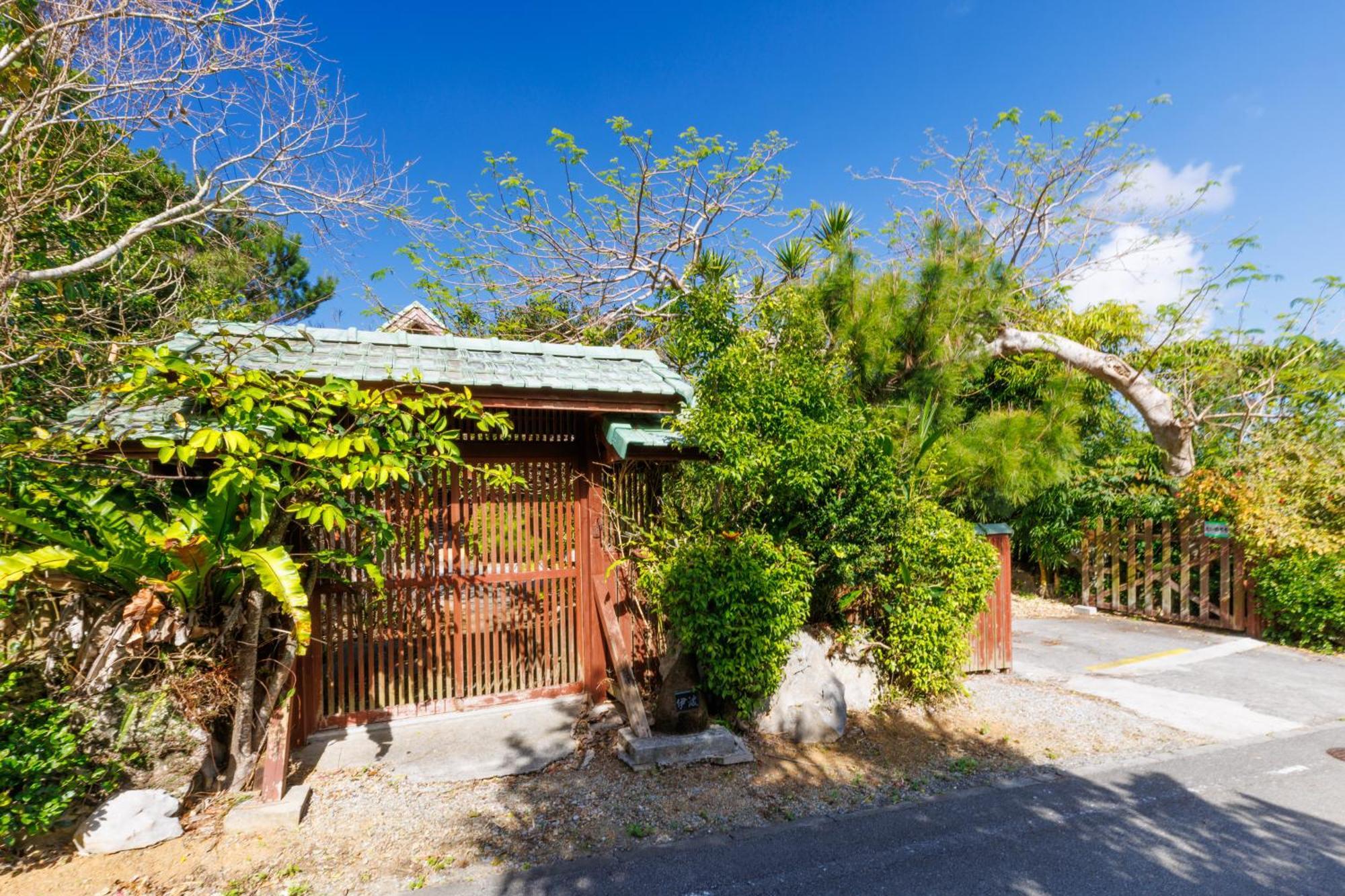 Cottage Muinochichi Motobu Exterior photo