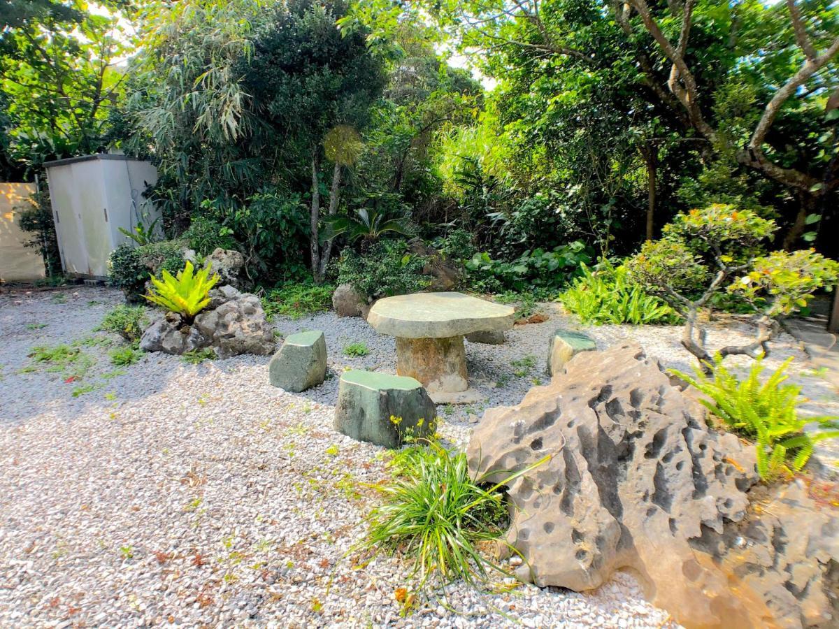 Cottage Muinochichi Motobu Exterior photo